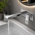 Mezcladora De Lavatorio Cromado Elegante A La Pared